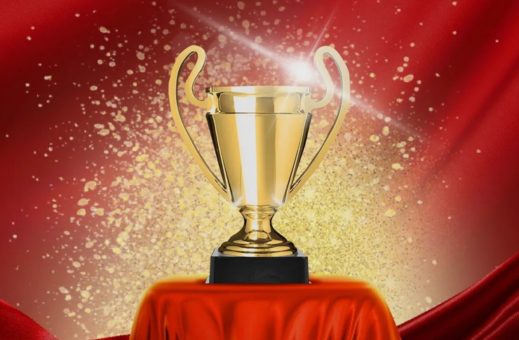 迅鐳激光董事長(zhǎng)獲“優(yōu)秀共產(chǎn)黨員”及“警風(fēng)警紀(jì)監(jiān)督員”兩項(xiàng)殊榮！